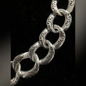 Brighton 💕 Beautiful Engraved on Front and Back Chain Link Necklace w/ Wrapping